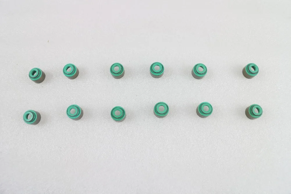 Комплект прокладок VRS для Mitsubishi Lancer CE 1.5L 4G15 MIRAGE CF 12 В