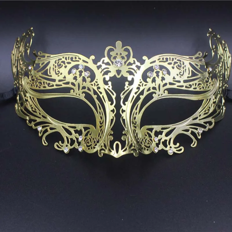 

Металлическая маска золотой череп