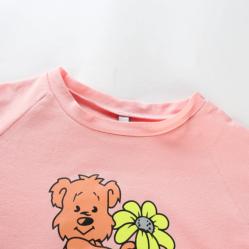 Harajuku/Розовая укороченная футболка с коротким рукавом и принтом Женская