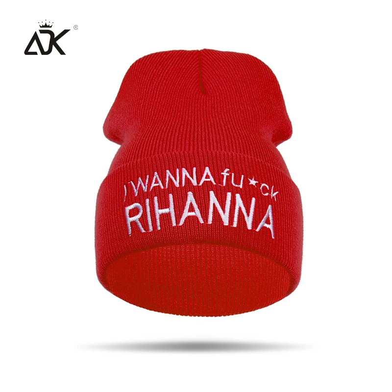 Зимняя женская шапочка с вышивкой Rihanna Hat брендовая Повседневная вязаная шапка 2018