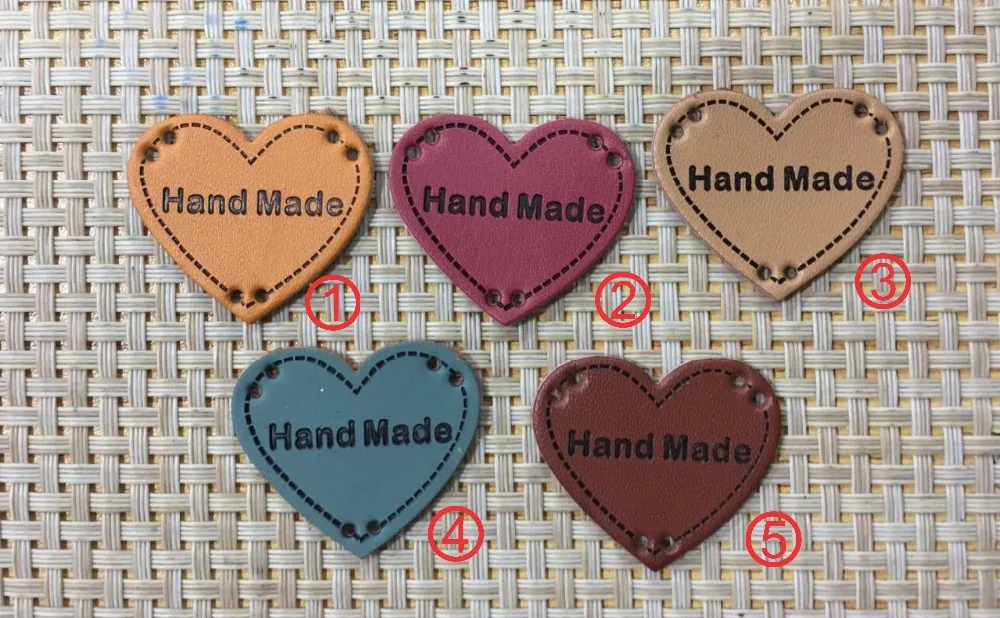 50 шт. этикетки из ПУ кожи ручной работы в форме сердца Размеры 35 мм * 33 для куртки