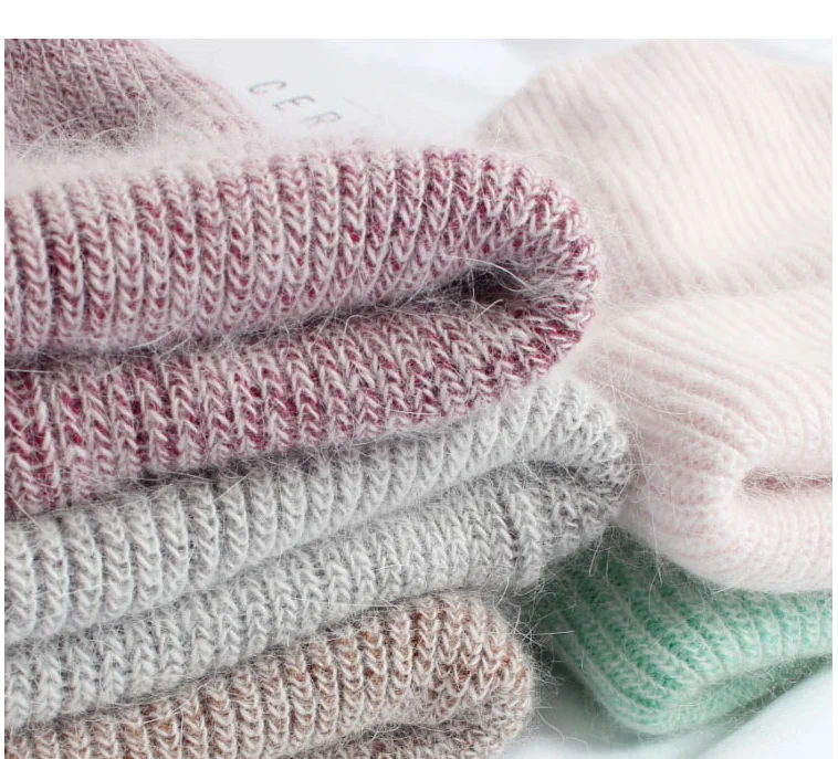 Хорошее качество, модная шапка из меха Ангорского Кролика, Skullies& Beanies, Женская Повседневная теплая шапка, зимняя Женская Вязаная Шапка-бини AD039