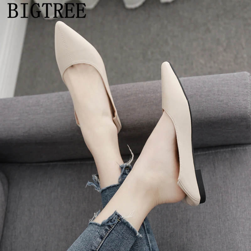 Туфли женские кожаные заостренный носок плоская подошва лоферы без застежки