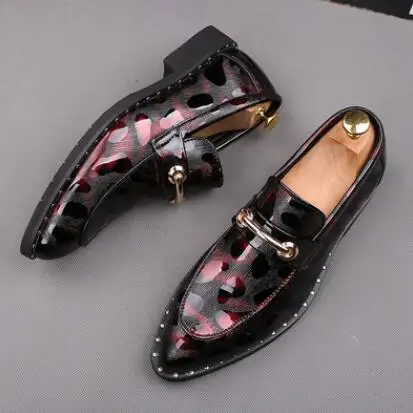 Slip-on red Мужские модельные туфли с цветочным узором; Мужская официальная обувь; роскошные кожаные свадебные туфли для жениха; мужские оксфорды; модельные туфли - Цвет: Slip-on red