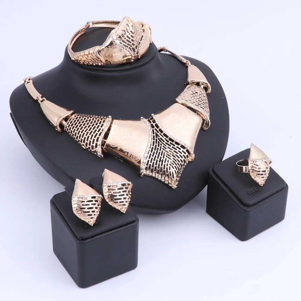 Комплект из колье серёг и кольца с кристаллами|african beads jewelry set|beaded setset gold |