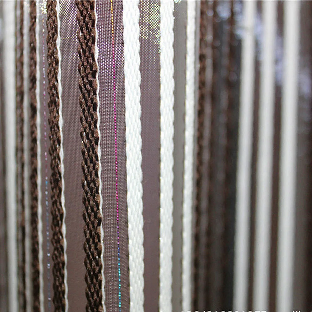 Коричнево белая схема струн пушистая вышивка на красочной радужной вуали