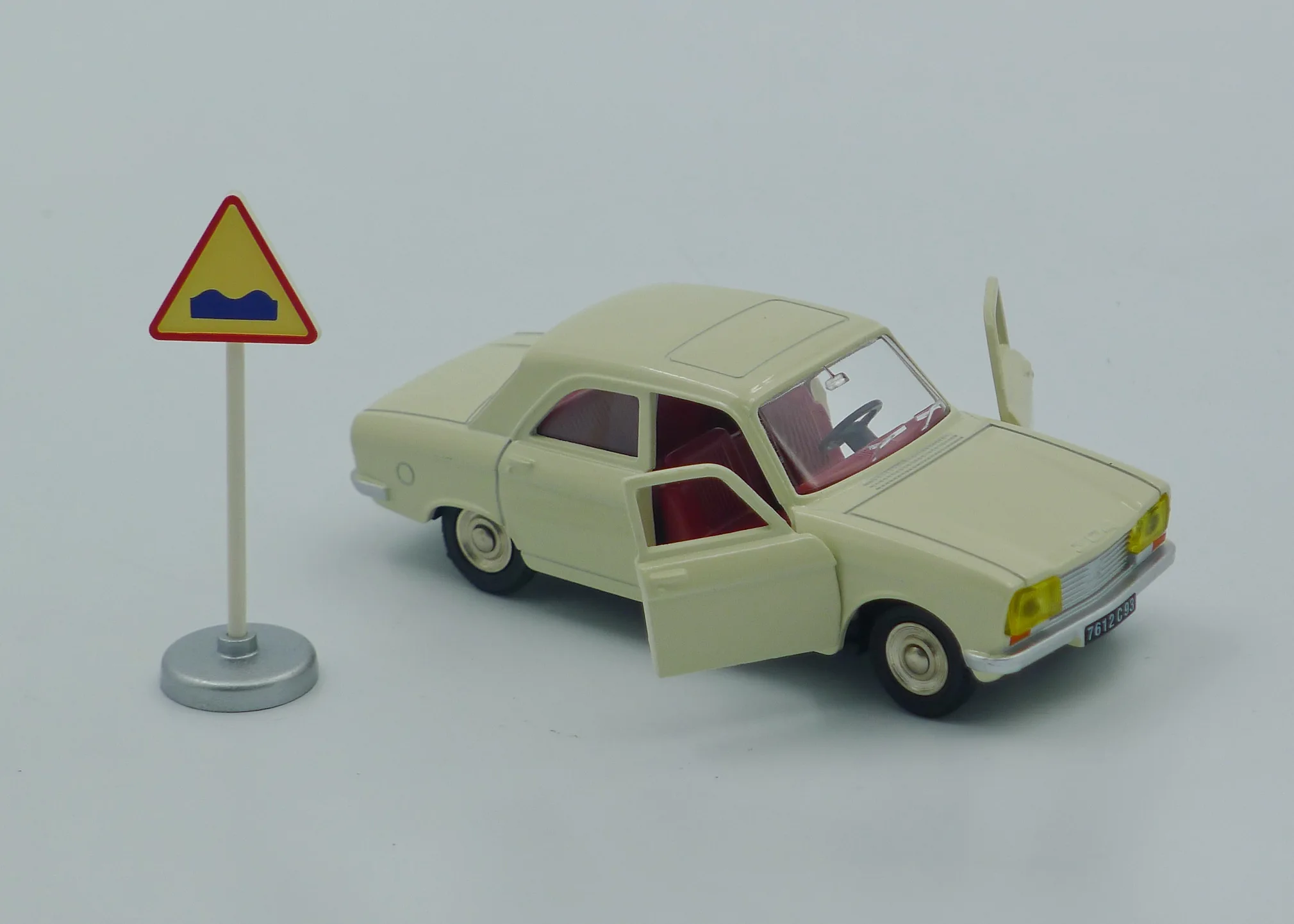 Atlas Dinky Toys 1428 PEUGEOT 304 Berline+ 508 DAF 850 Berline 1:43 литой автомобиль