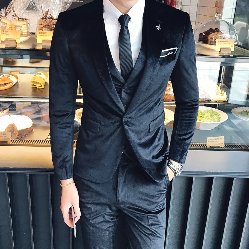 

Autumn and Winter Golden Velvet Men's Suit Three-piece Suit Korean Edition Wedding Dress Groomsman's Suit Hairdresser