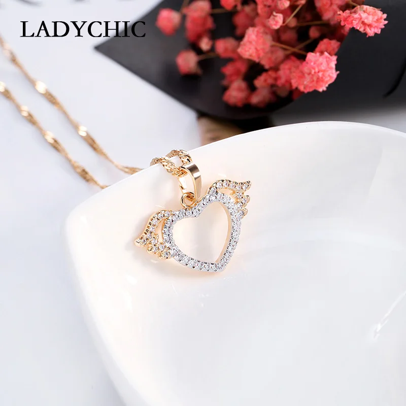 Женское романтическое ожерелье LADYCHIC с подвеской в виде сердца украшенное