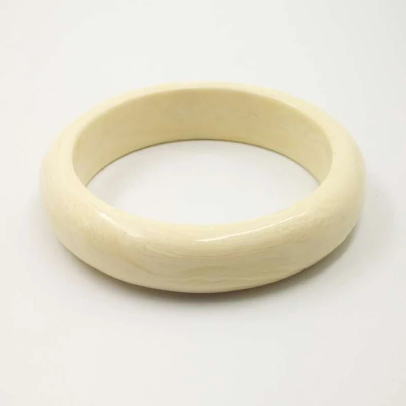 

Resin Women Bracelet ivory Color bangels Luxury Festival Gifts For cuff bracelets Lady accessories on hand