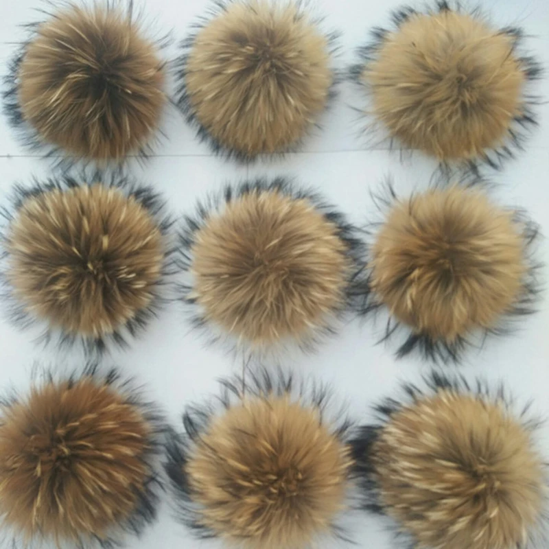 20 Pcs/lot Really Natural Animal Raccoon Hair Ball 12-15cm Large Pompom With Buckle Brooch Pin Knitted Hats Caps Factory Price