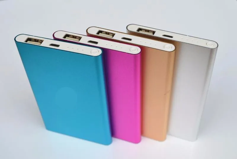 Горячая Распродажа 5600mah полимерный внешний аккумулятор Супер тонкий зарядное