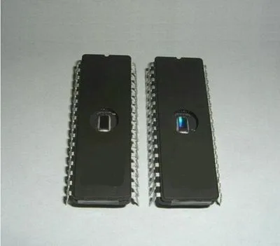 

Pengiriman gratis 5 pcs/lot M27C2001-70XF1L M27C2001 70XF1L DIP-32 IC integrated circuit ...