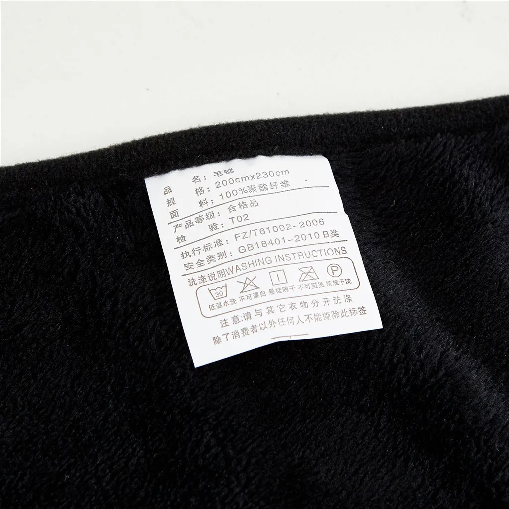 ISHOWTIENDA Flannel luxury Wearable Sofa Mat Lightweight Creative Bed Sheet comfortable plush Blanket Throw Microfiber hot sale