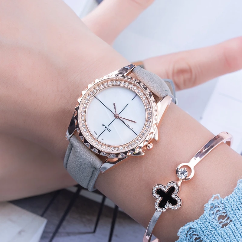 Кожаные кварцевые часы для женщин классические женские со стразами розовое