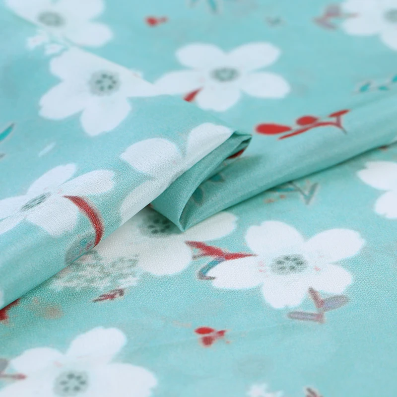 

Light digital printing silk crepe de chine fabric14 mm micro-transparent clothing shirt natural silk fabric wholesale silk cloth