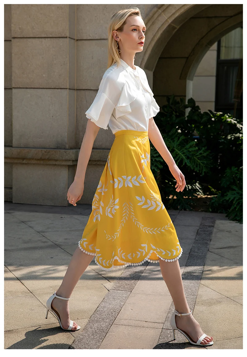 Модные женские комплекты из двух предметов белая однобортная блузка с оборками и