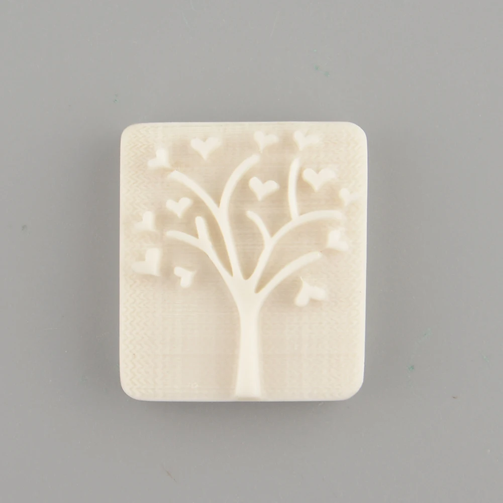Форма для мыла ручной работы желтое полимерное мыло с сердцем любовным деревом