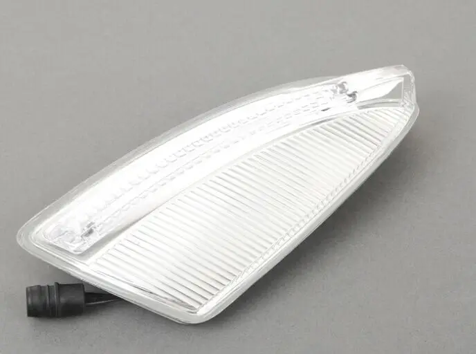 Правая дверь зеркало указатель поворота для Mercedes W164 ML350 ML450 ML500 08-14 1649061400 |