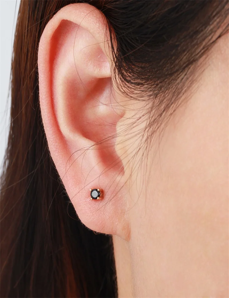 Милые маленькие серьги-гвоздики желтого и золотого цвета с четырьмя круглыми