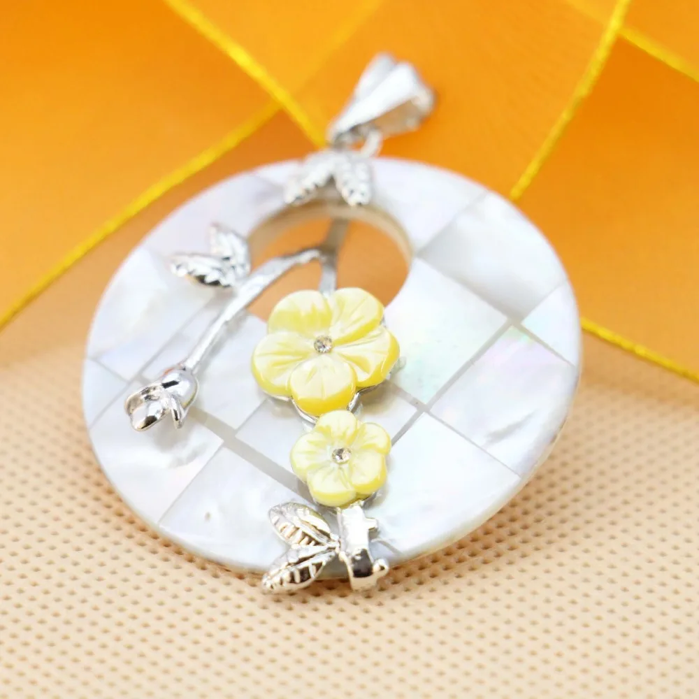 Ethnic Chic Natural Abalone seashells sea shell pendants Embroider flower Accessories paua DIY jewelry making design diy crafts | Украшения