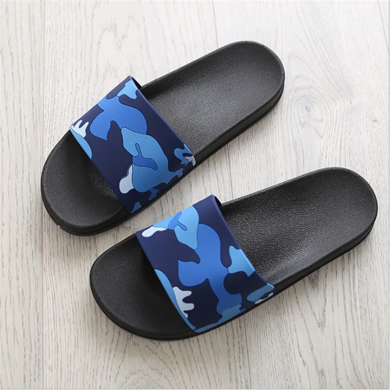 black blue Вьетнамки; мужские тапочки; модные Нескользящие мужские пляжные туфли на плоской подошве; повседневная обувь; домашние тапочки; удобные резиновые шлепанцы - Цвет: black blue