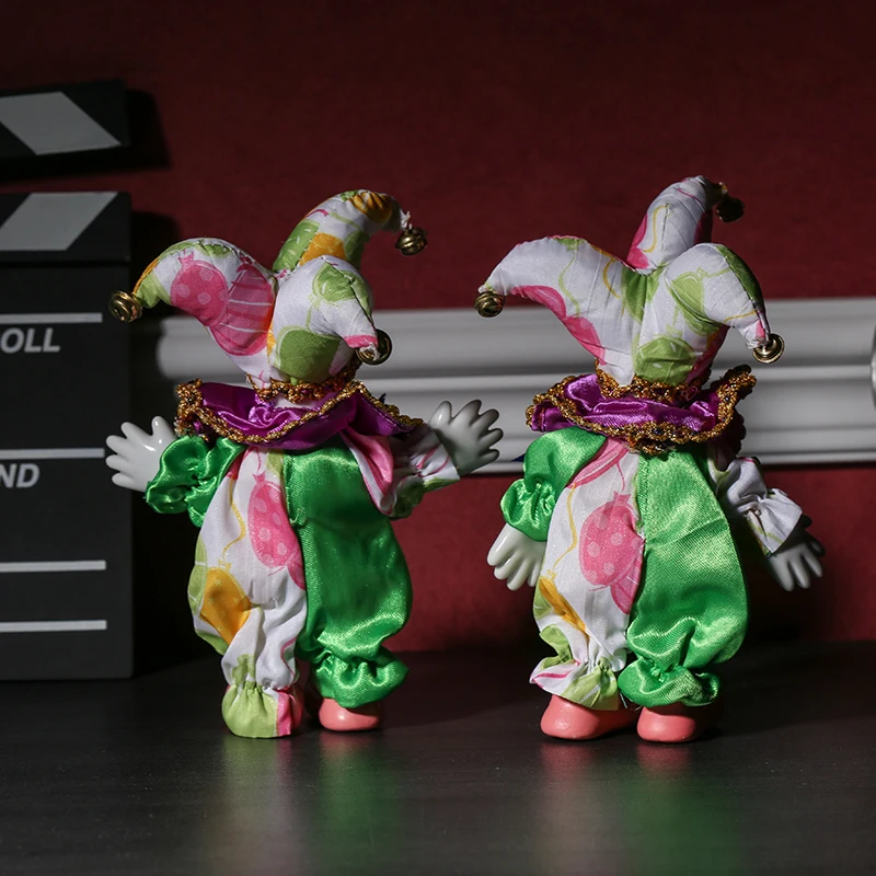 Маленькая керамическая гнущаяся русская кукла клоун ручной работы статуя цирка