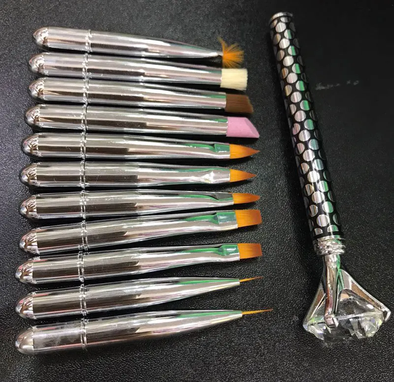 

Top quality 11pcs kolinsky brush set ,Diamond head handle drawing art brush ,gel and acrylic brush kit .Pro nail art tools