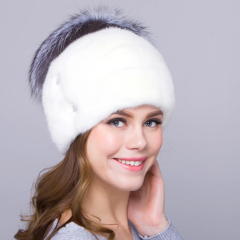 Рисунок 6 - Новая женская шапка JKP из меха