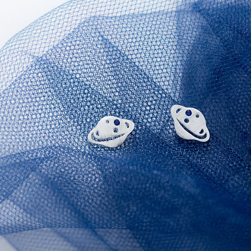 Женские серьги-гвоздики из серебра 925 пробы с изображением планеты | Украшения и