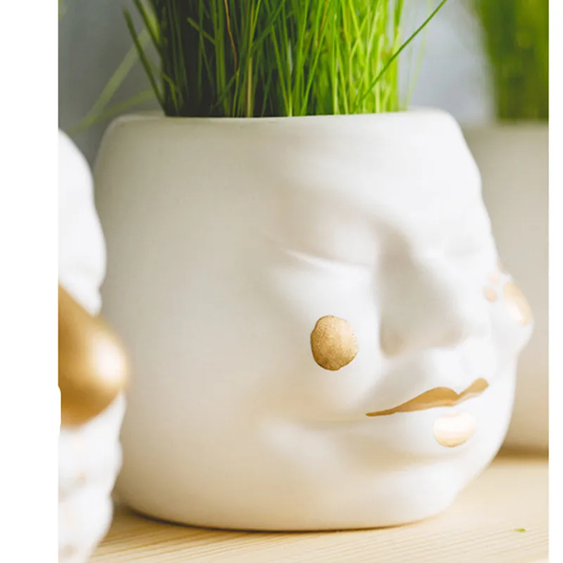 

4Pcs/set White Ceramic Clown Flower Pot Decorative Art Vase Human Head Model Flower Vase Club Furnishings Home Decor R1129