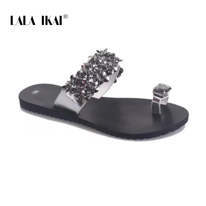 Silver LALA IKAI/женские туфли на каблуке, стразы Для женщин шлёпанцы для женщин Летняя Уличная обувь с украшением в виде кристаллов, пляжные женские шлепанцы без задника с открытыми пальцами; модная обувь на плоской подошве; большой 014A3725-4 - Цвет: Silver