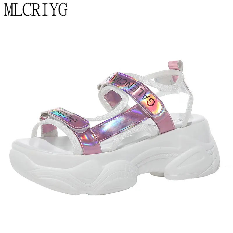 Новинка 2019 года модные летние босоножки женские туфли на плоской подошве самые