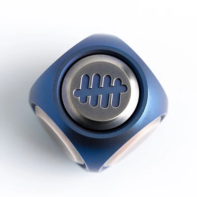 Синий Scorpion Fingertip Gyro Commander серия кости персональная креативная декомпрессионная игрушка EDC - Цвет: Синий