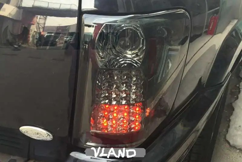 VLAND завод для Автомобильный габаритный задний фонарь для Grand Cherokee 1999-2004 светодиодный фонарь Grand Cherokee задний фонарь Plug And Play Tail Light