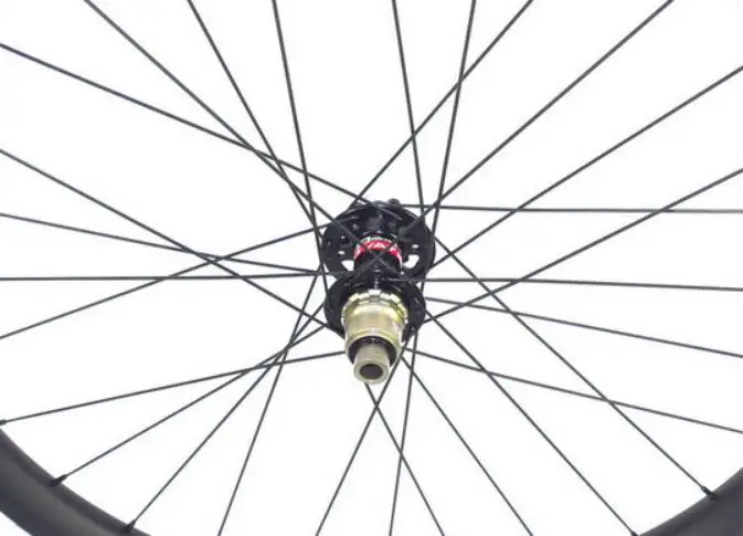 1348g 29er MTB XC 22 мм x 30 ассиметричные Углеродные опорные колеса клинчер бескамерный