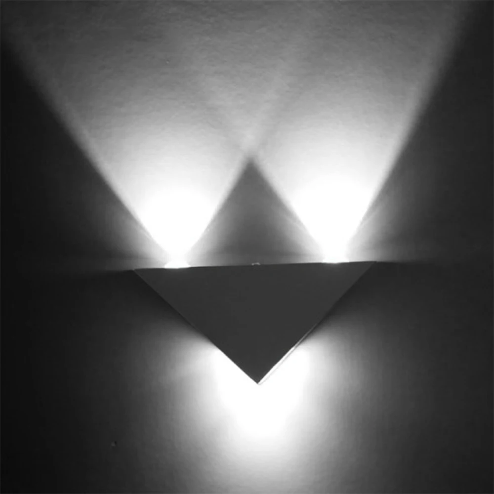 Алюминиевая треугольная светодиодная настенная лампа высокомощный современный