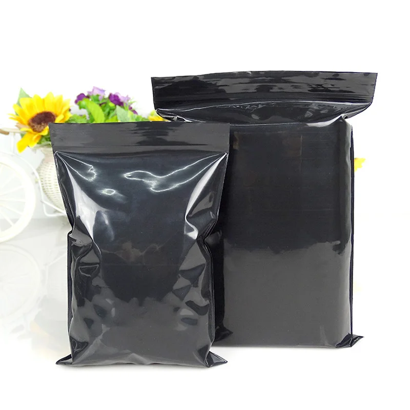 

Zipped Lock Plastic Packaging Bags, PE Ziplock Poly Black Color Bag
