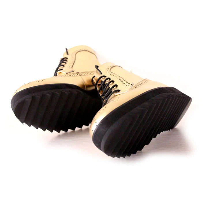 Мужские ботинки в британском стиле с острым носком на шнуровке высоким берцем