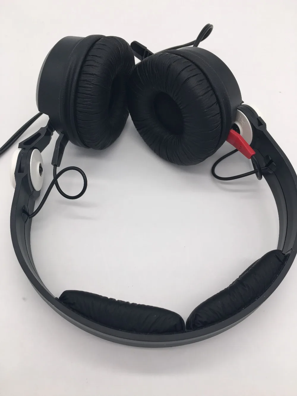 Superlux HD562 полный спектр мониторинга наушников Портативный DJ музыка шумоизоляция закрытого типа гарнитуры развлечения, live, studio