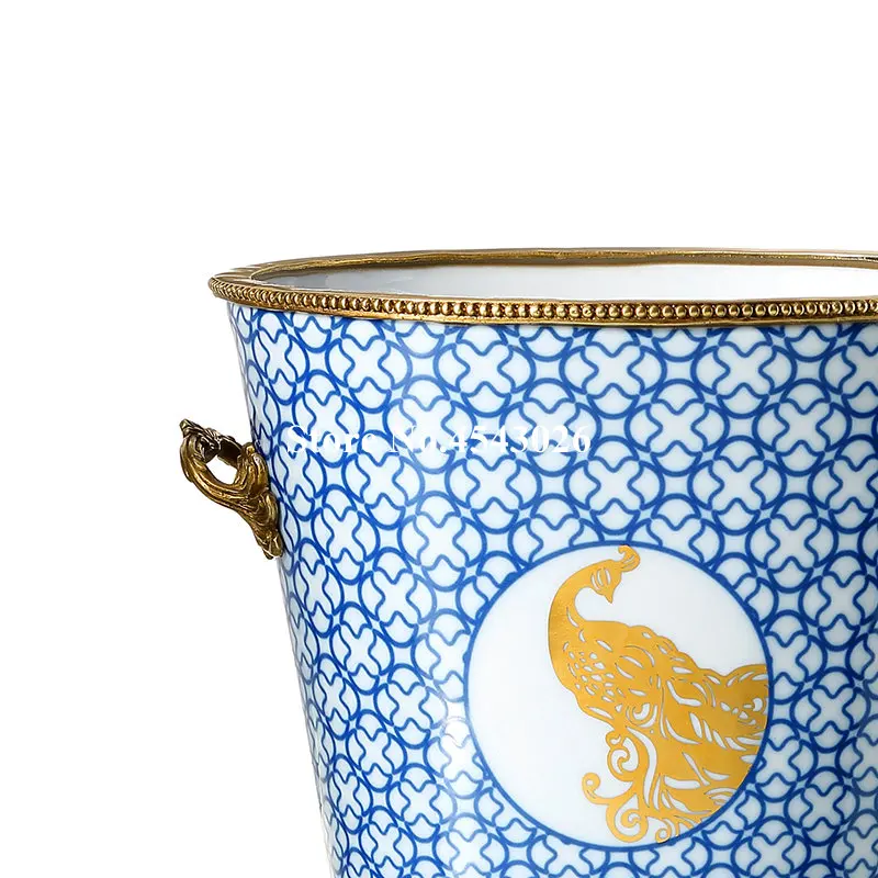 Медь с керамическими европейскими высококлассными четырехножными цветочными