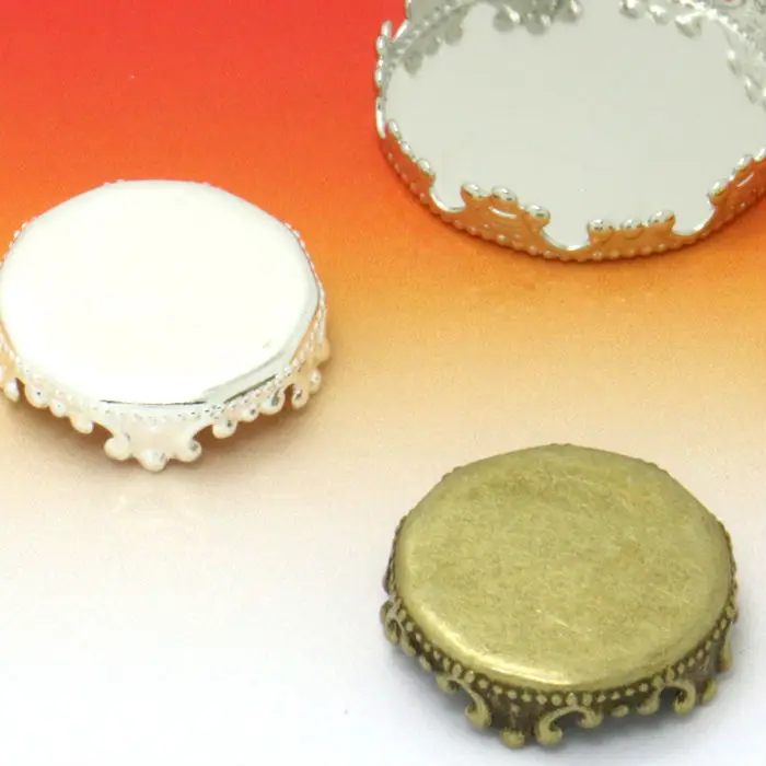 30pcs 15/20/25mm Crown Vintage Pendant for Necklace Popular Jewelry Rhodium Silver Gold Plated Cameo Setting Charm Blank Tray