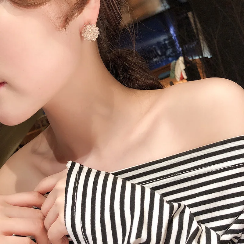 Женские серьги пусеты с кристаллами|Серьги-гвоздики| |