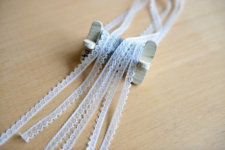 Кукла кружева маленькие точки и гладкая текстура Кружева DIY Аксессуары ширина 0,7 см