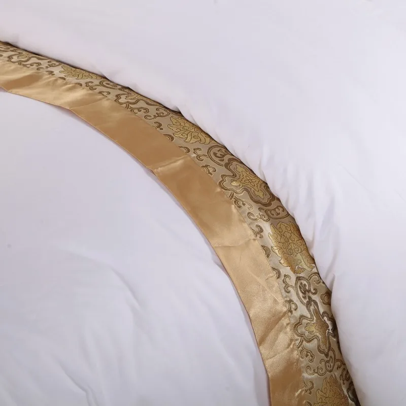 Комплект постельного белья из 4 предметов королевский комплект белого цвета с