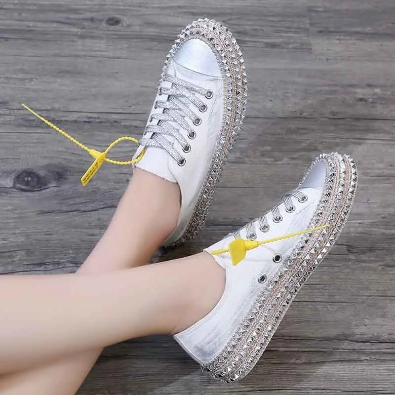 Туфли женские холщовые с заклепками дышащие для фитнеса модная повседневная