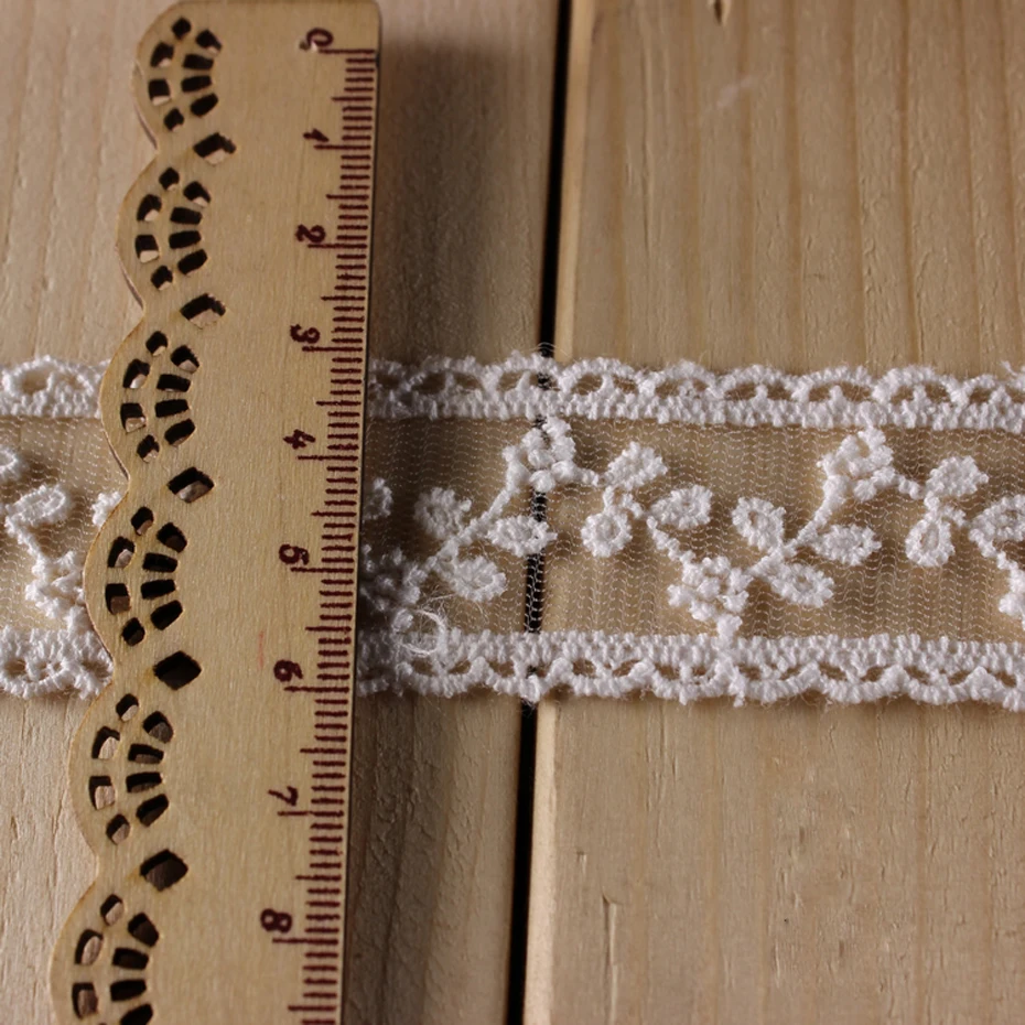 

3CM Ivory White Embroidered Flowers Lace Ribbon Sewing Trimmings 15 Yards For Headrdress Choker Gift Package DIY Crafts