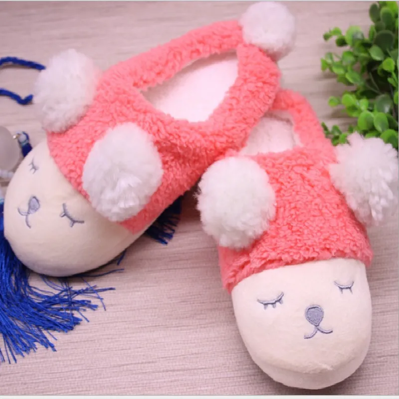 Милые женские зимние домашние тапочки обувь с овечкой из мультфильма