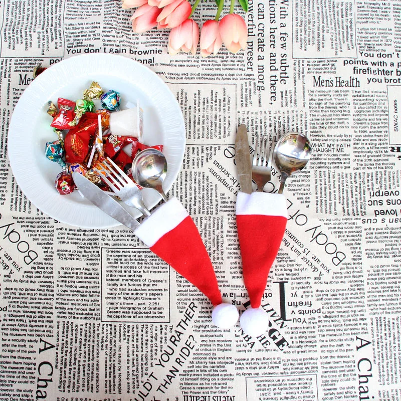 

10pcs/set Christmas Mini Bottle Hat Christmas Decorations for Home Hat Silverware Holder Mini Red Santa Claus Adornment New Year