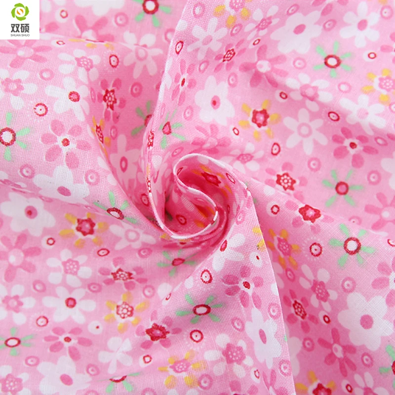 Хлопковая ткань в стиле пэчворк ярко розовая Цветочная дизайнерская четверть